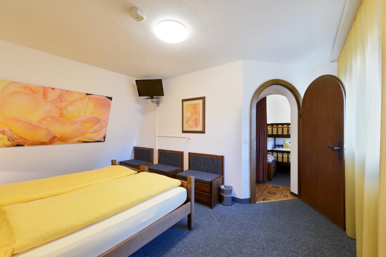 Schlosshotel - Self Check-In Hotel Brig Kültér fotó