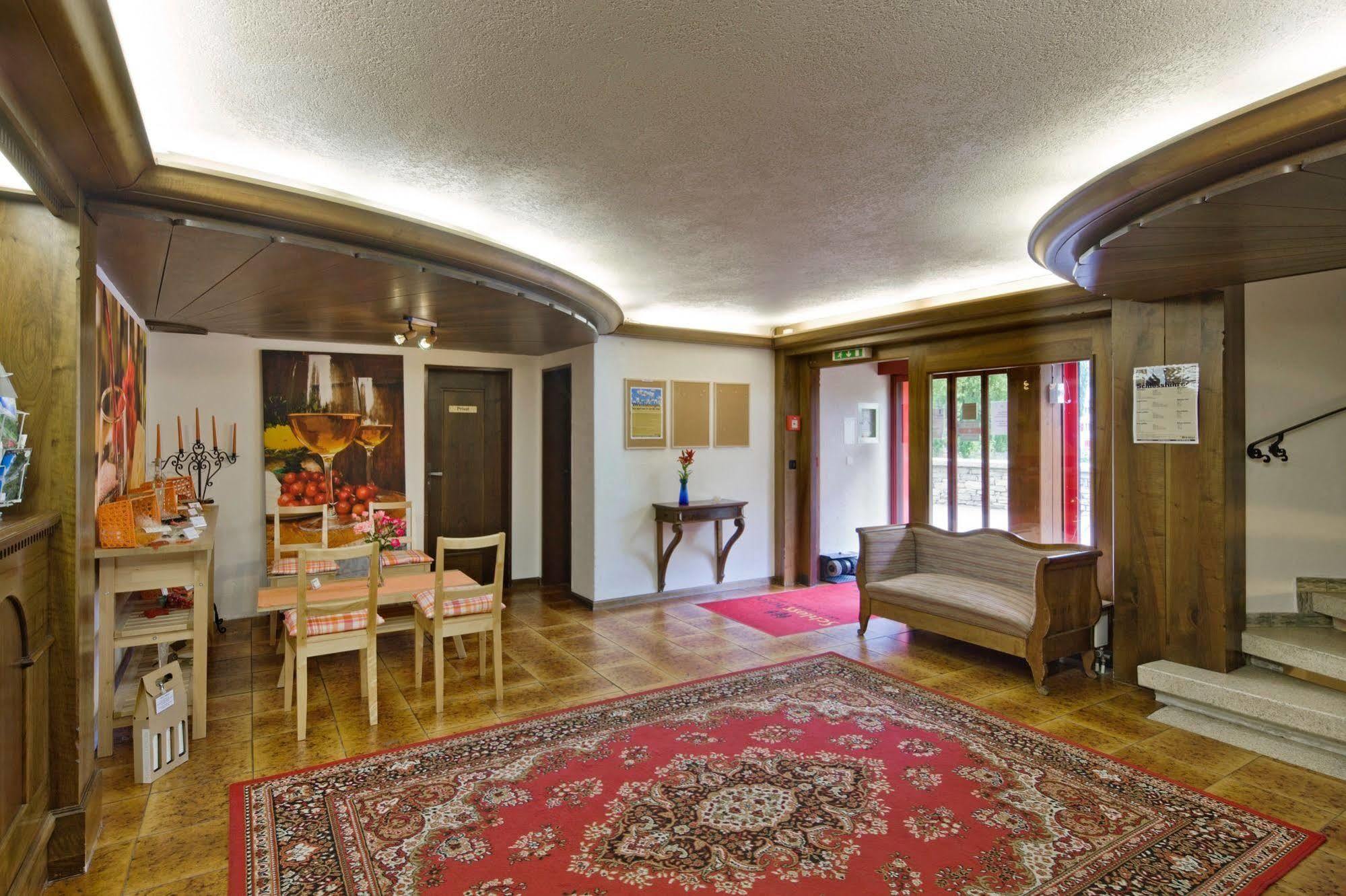 Schlosshotel - Self Check-In Hotel Brig Kültér fotó